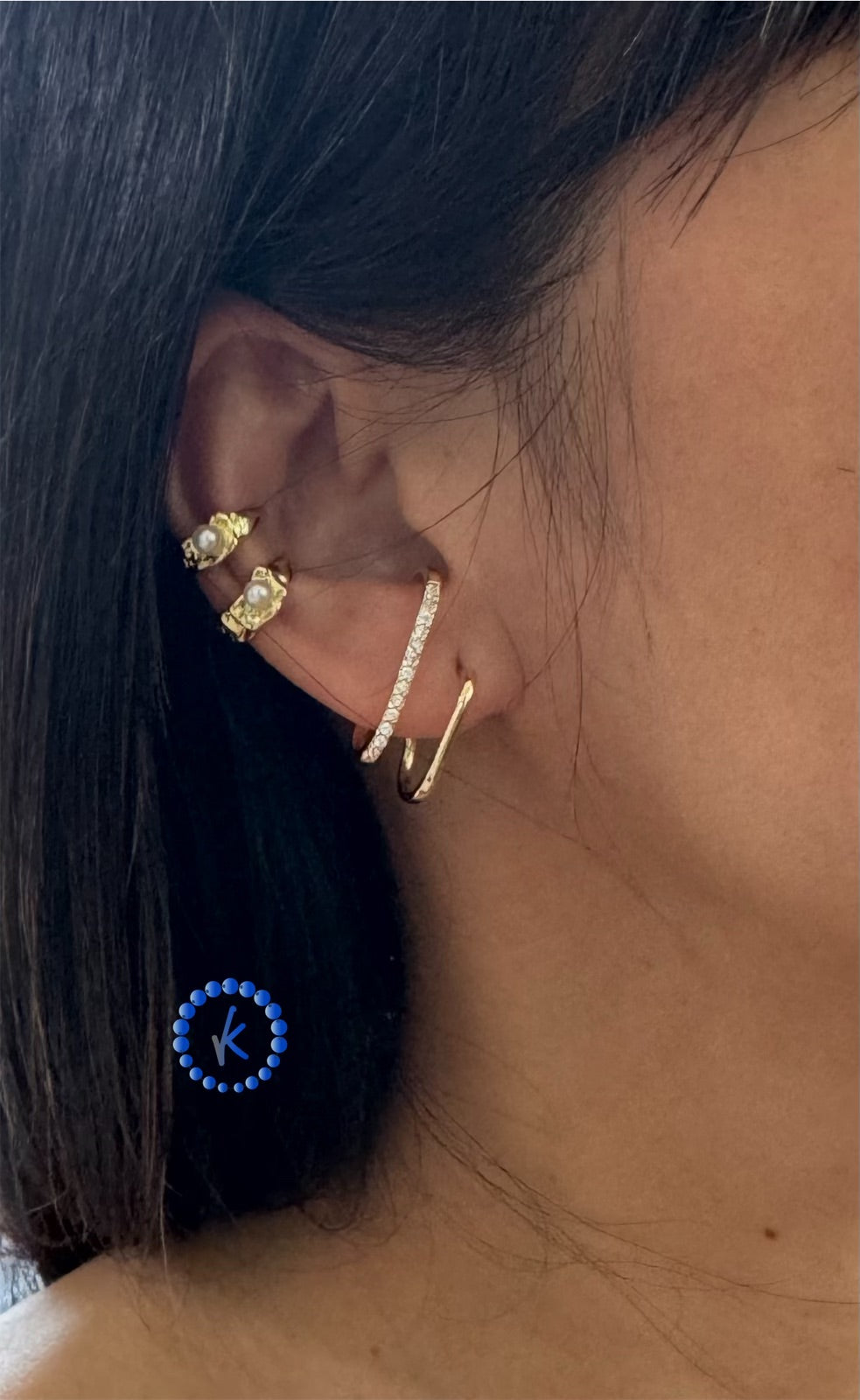 Singular Pearl Ear Cuff
