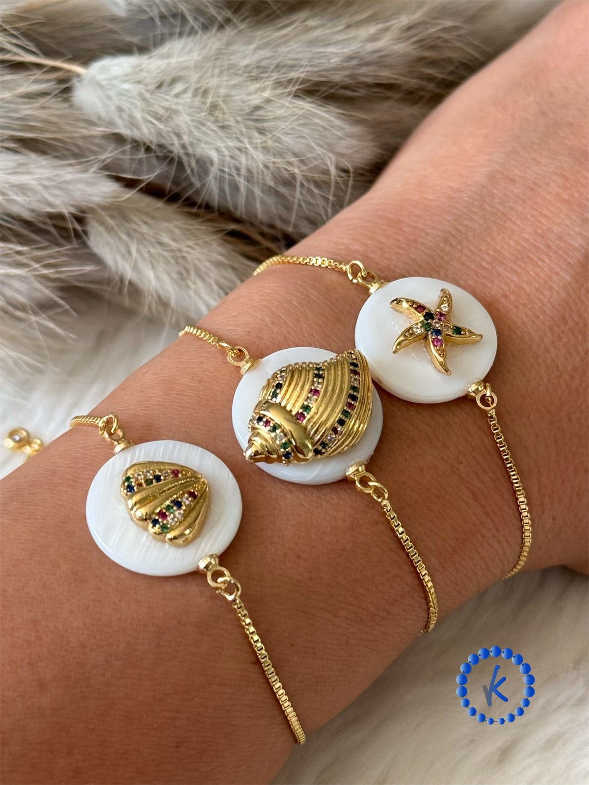 Beautiful Shell Hot Summer Bracelet