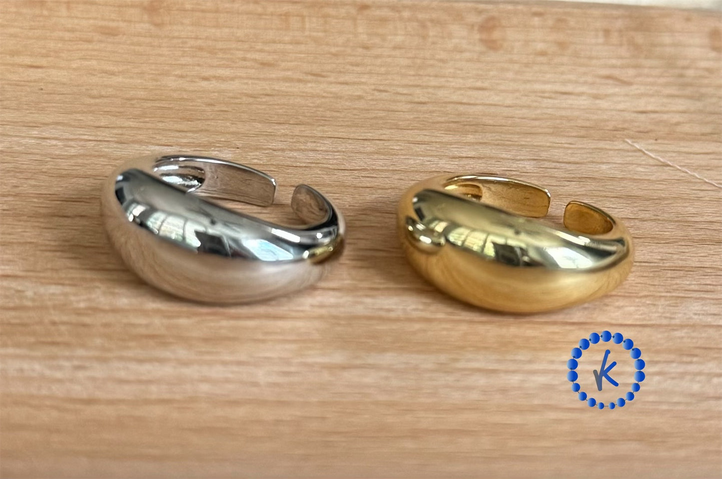 Concave Style Ring