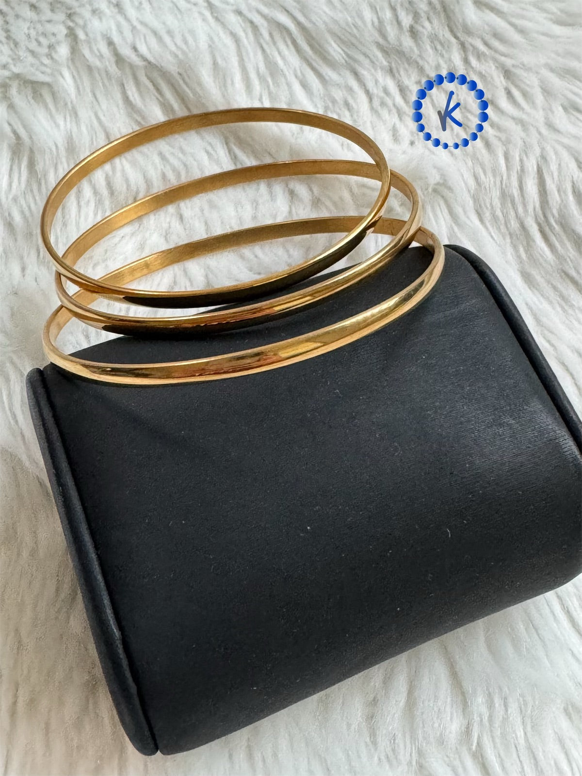 Closed Stainless Steel Bangle