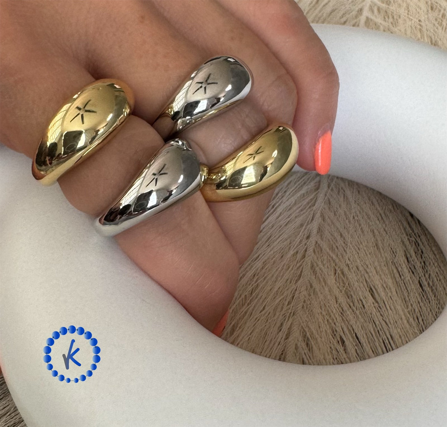 Concave Style Ring