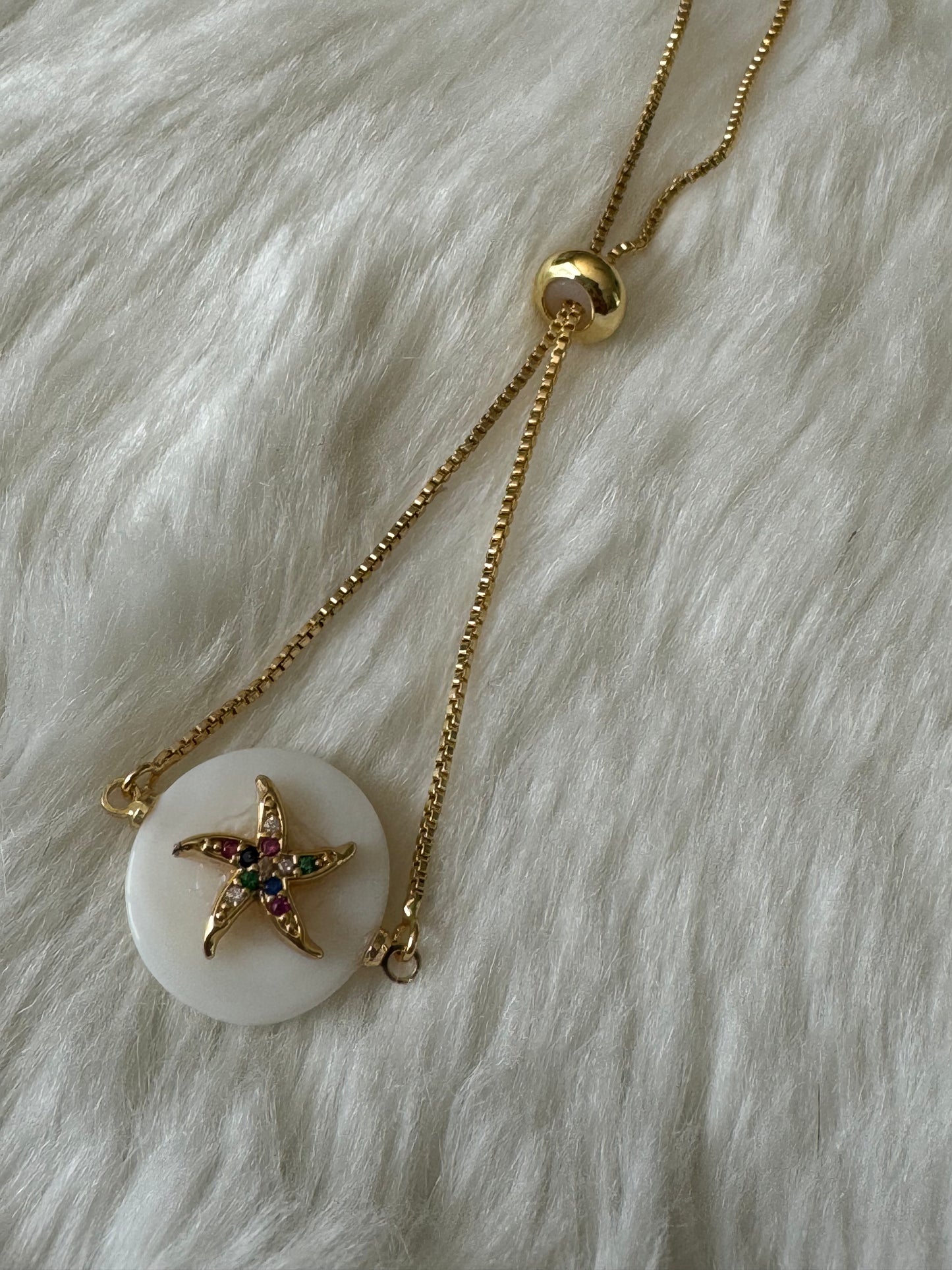 Beautiful Shell Hot Summer Bracelet