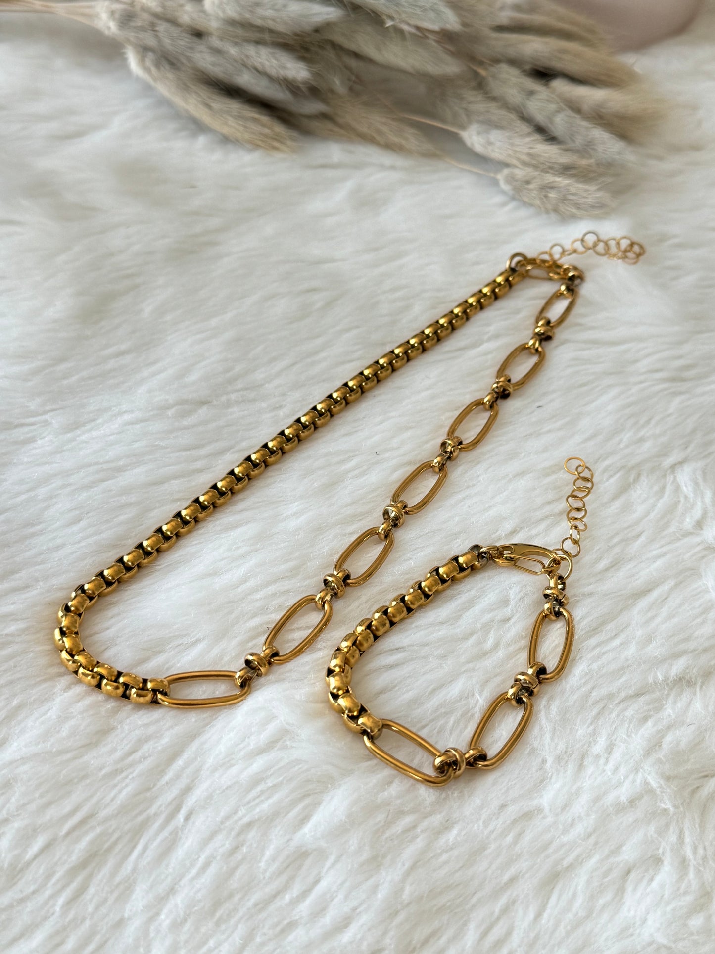 Beautiful Unequal Set