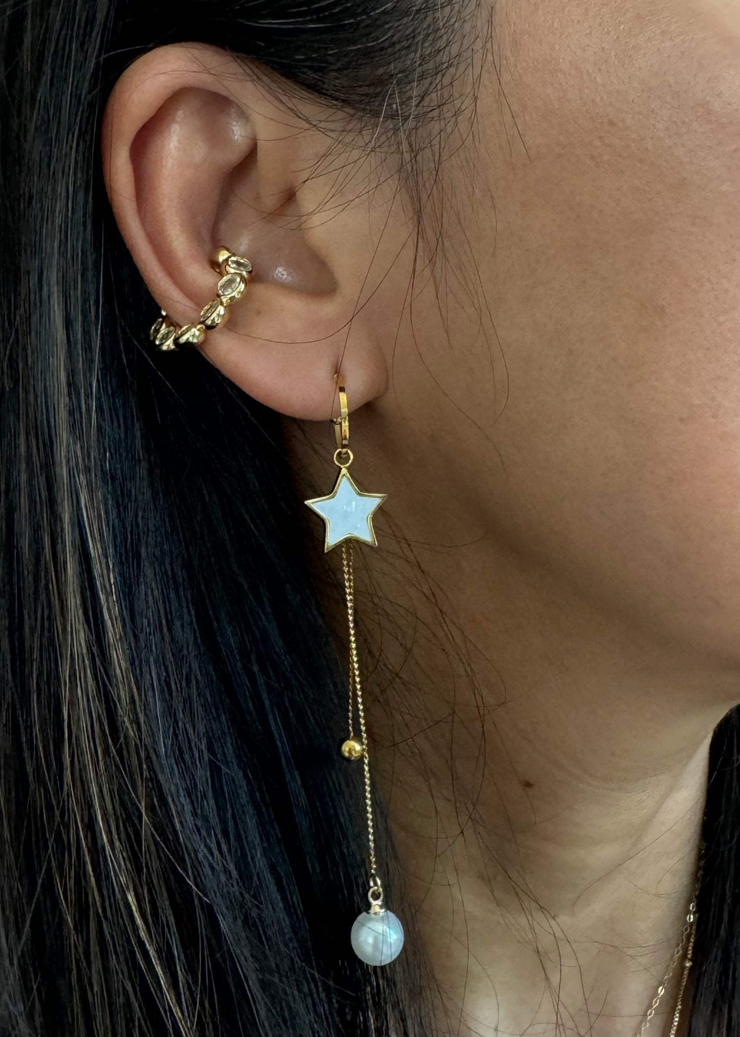 Wonderful Flat Zirconia Ear Cuff