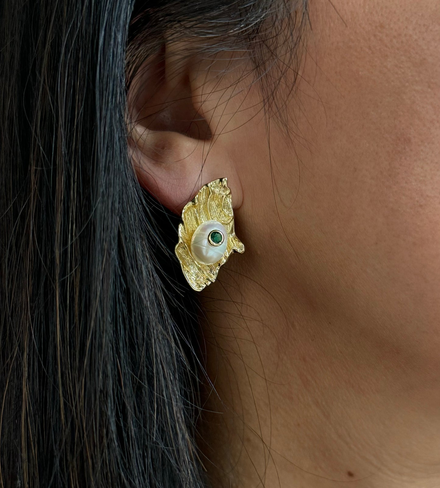 Authentic Nature Pearl Concave Earrings
