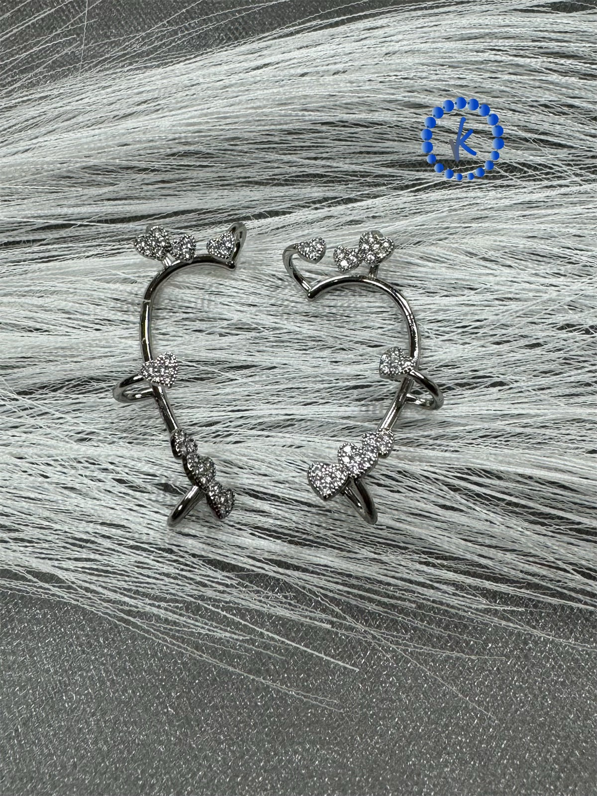 Chic Heart Ear Cuff