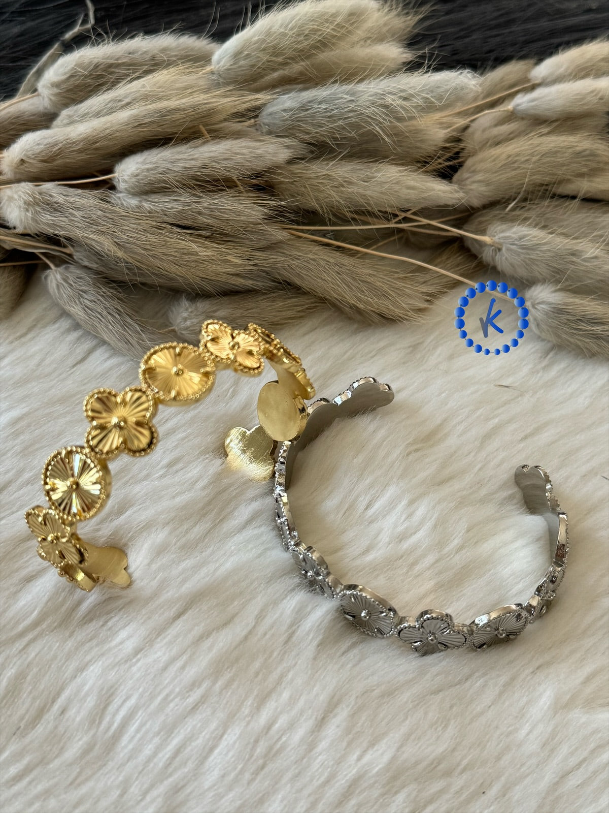 Casual Flower Bangle