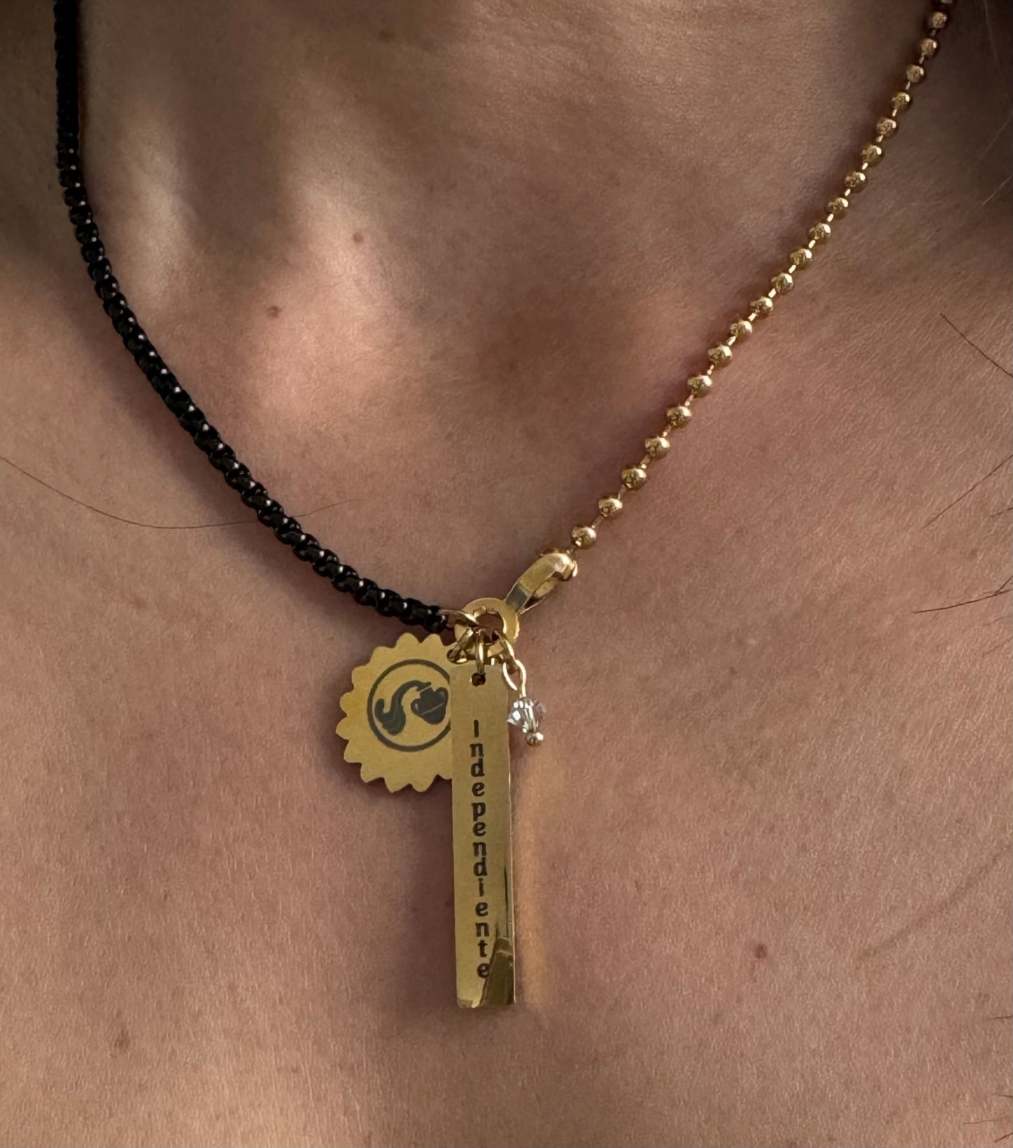 Beautiful Zodiacal Personality Black/Gold Necklace