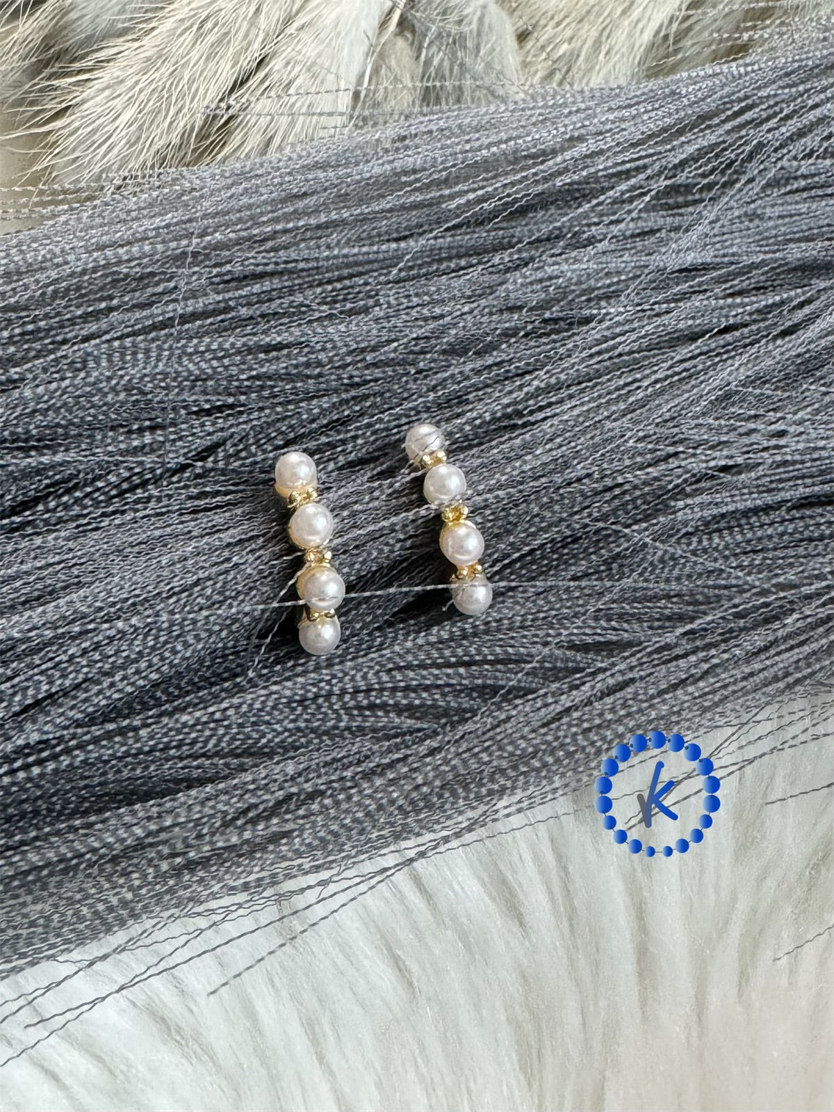 Elegant Pearl Ear Cuff