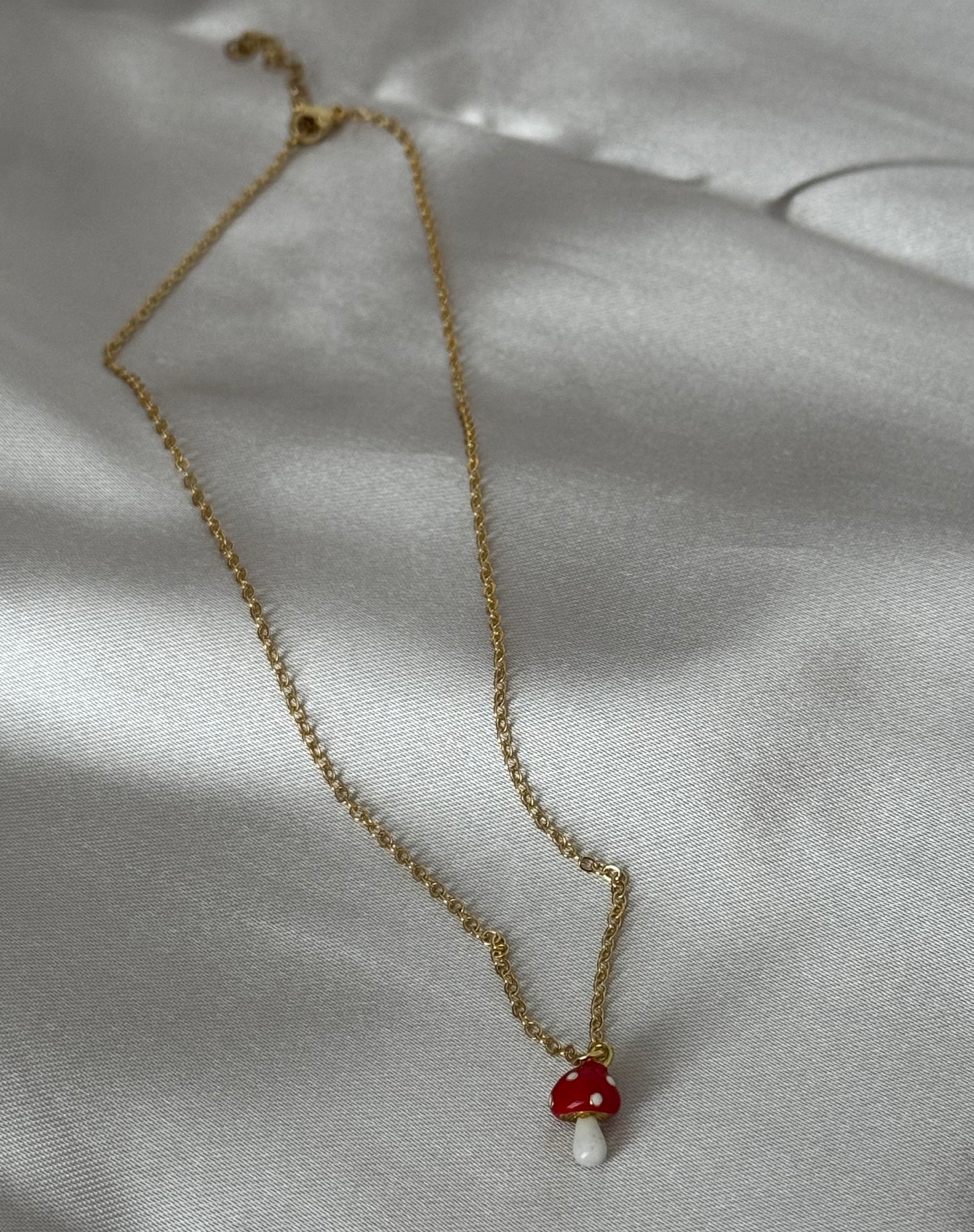 Chic Mushroom Necklace