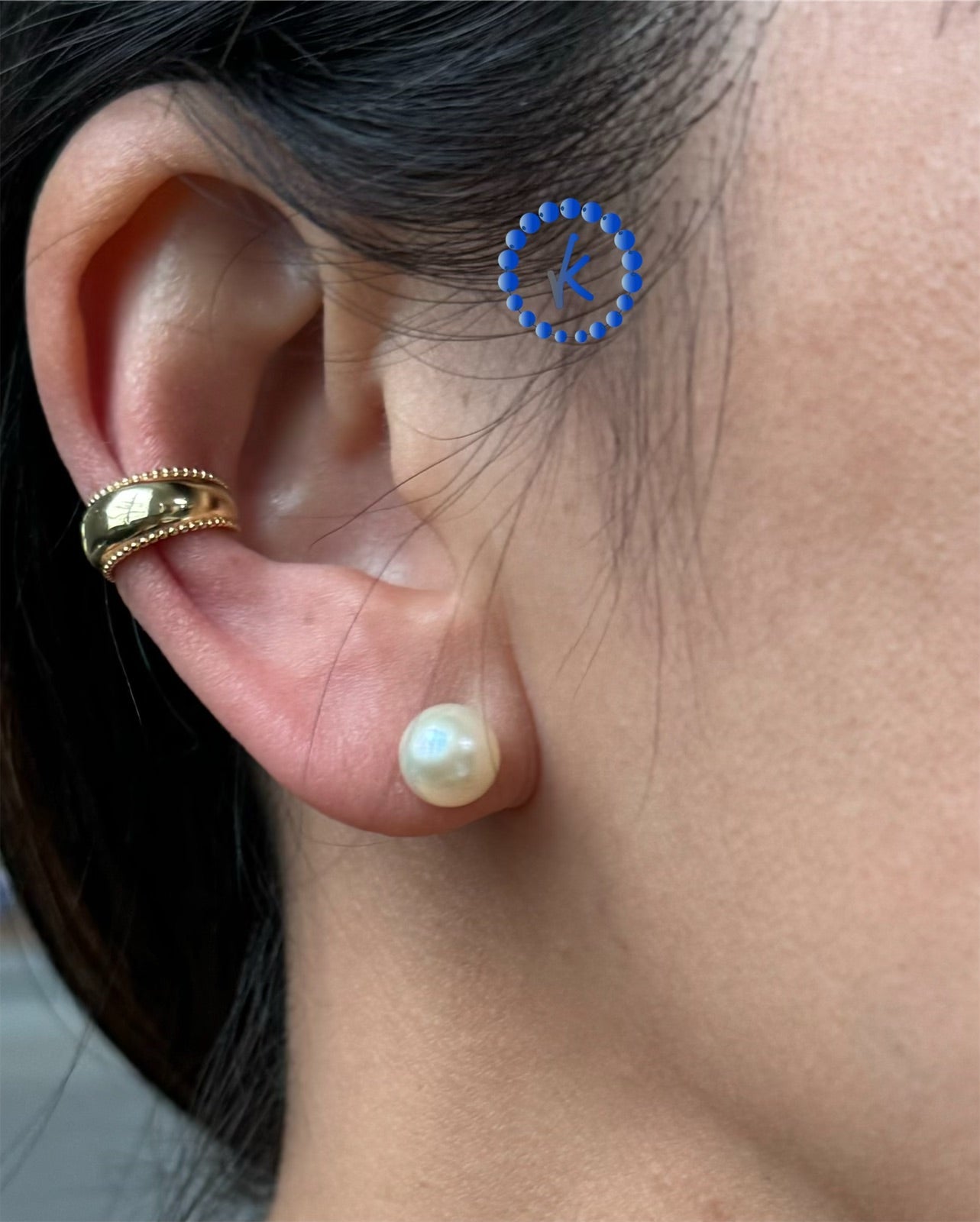 Pretty Smooth Ear Cuff