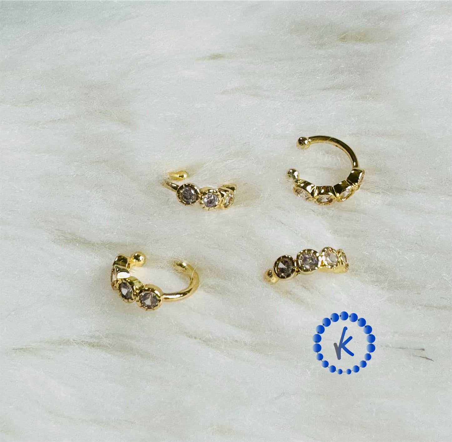 Elelgant Ear Cuff with 4 Zirconia
