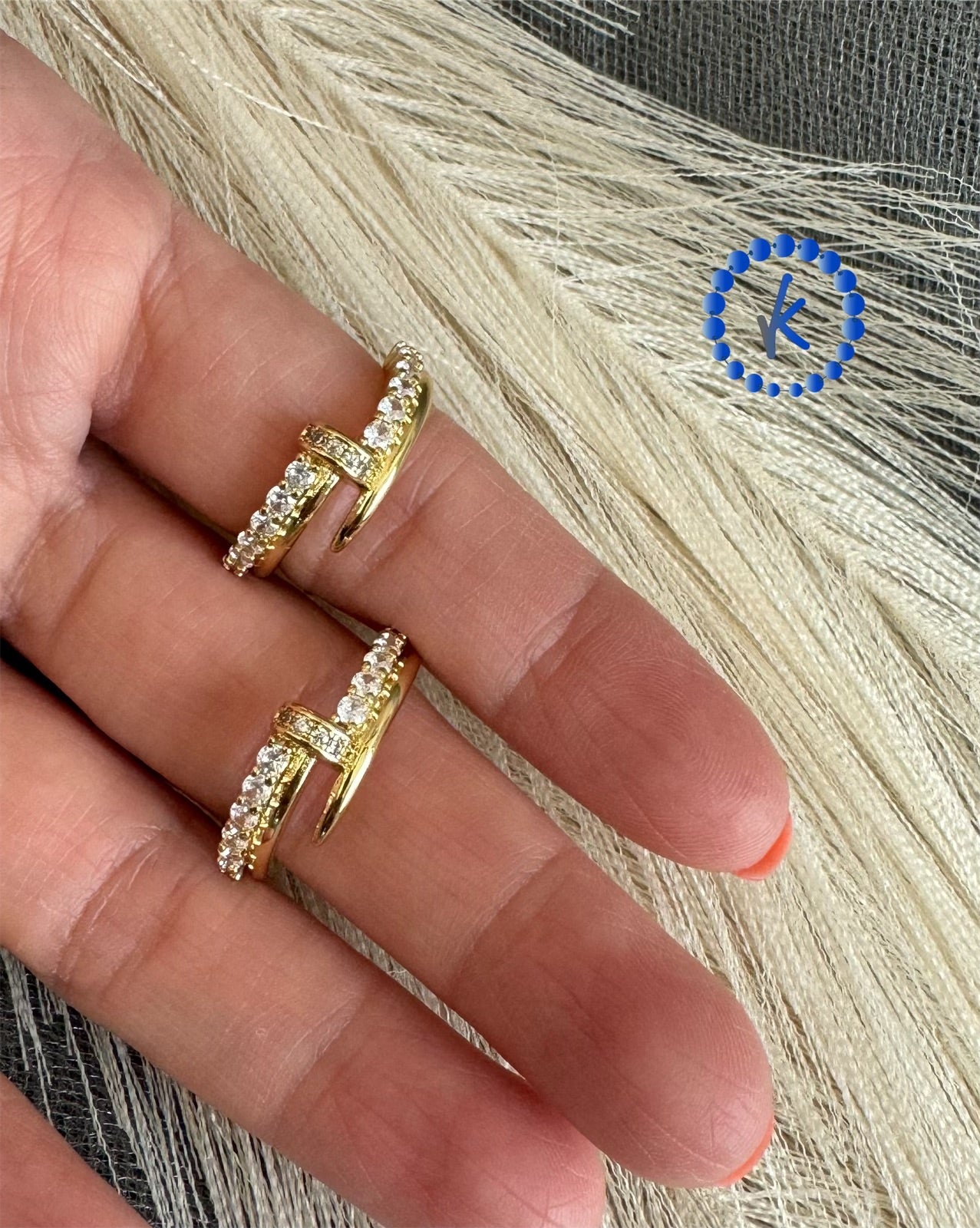 Screw Style Ring