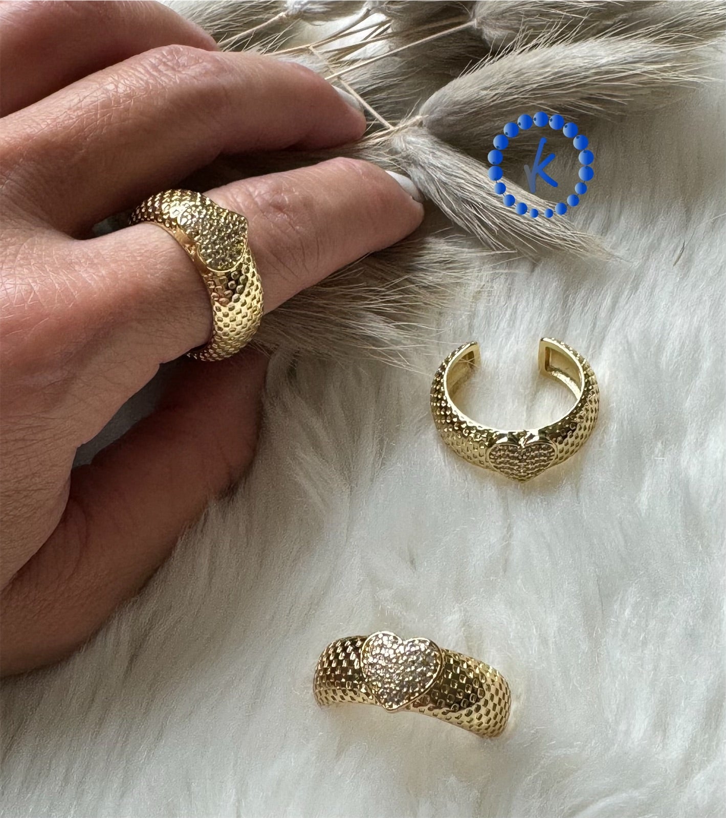 Elegant Shiny Zirconia Heart Ring