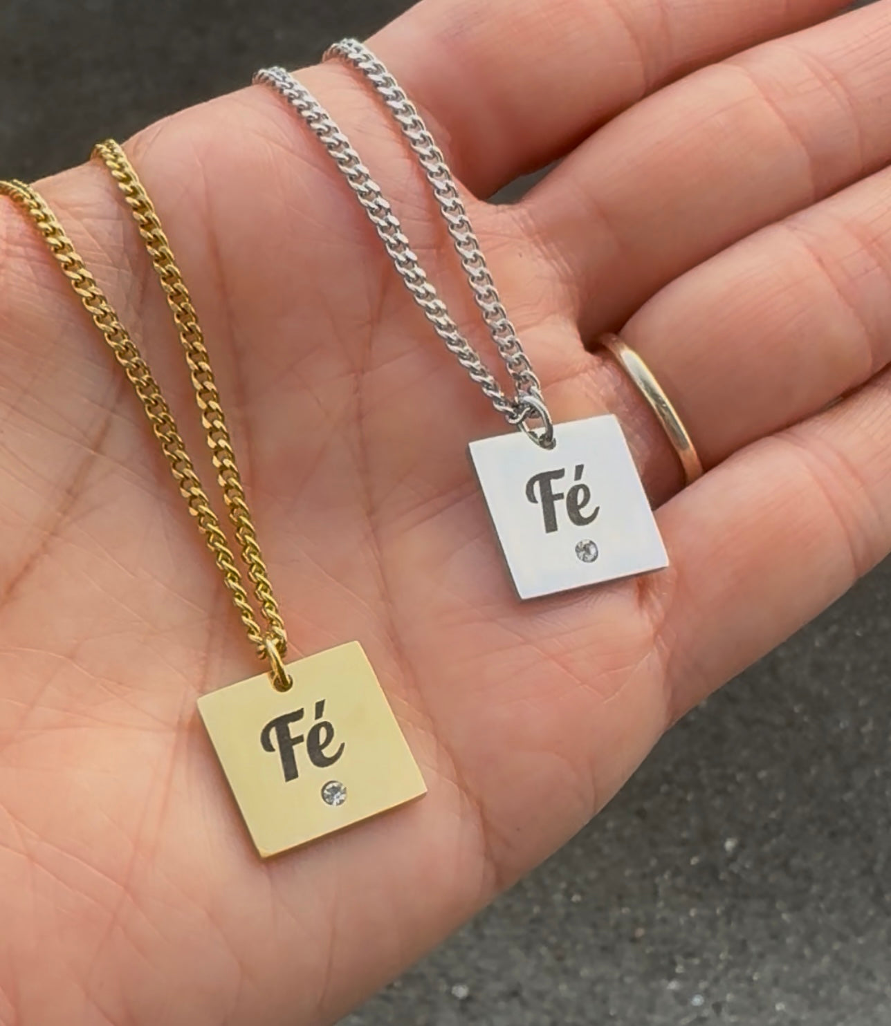 Chic square necklace