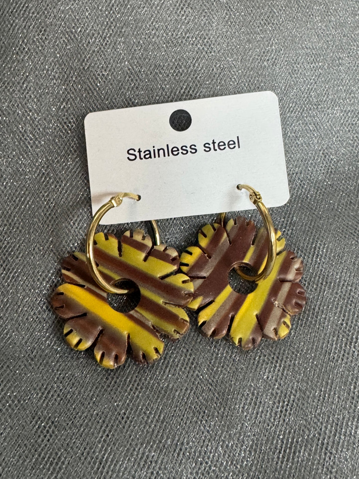 Beautiful style earrings