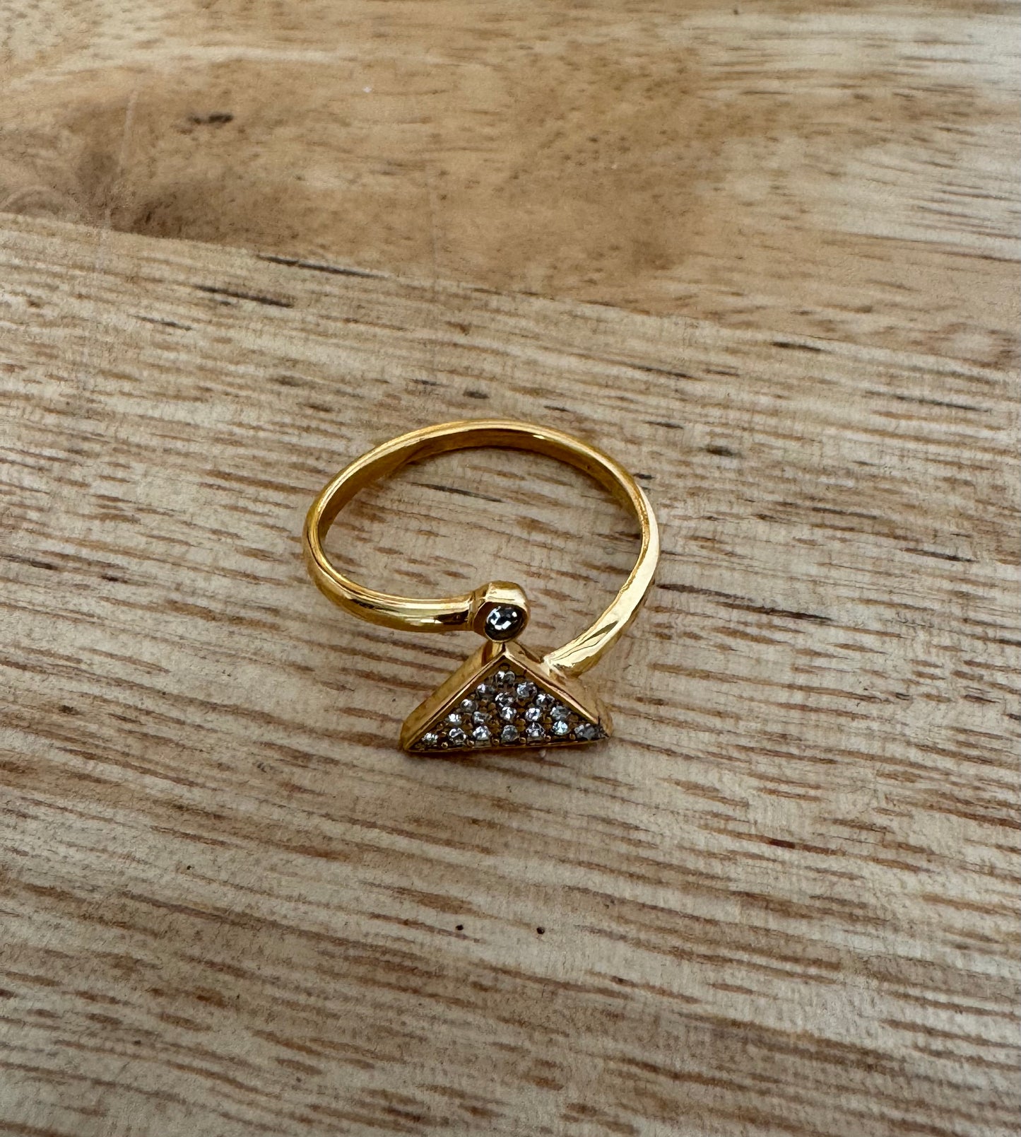 Beautiful Ring with Triangular Accent
