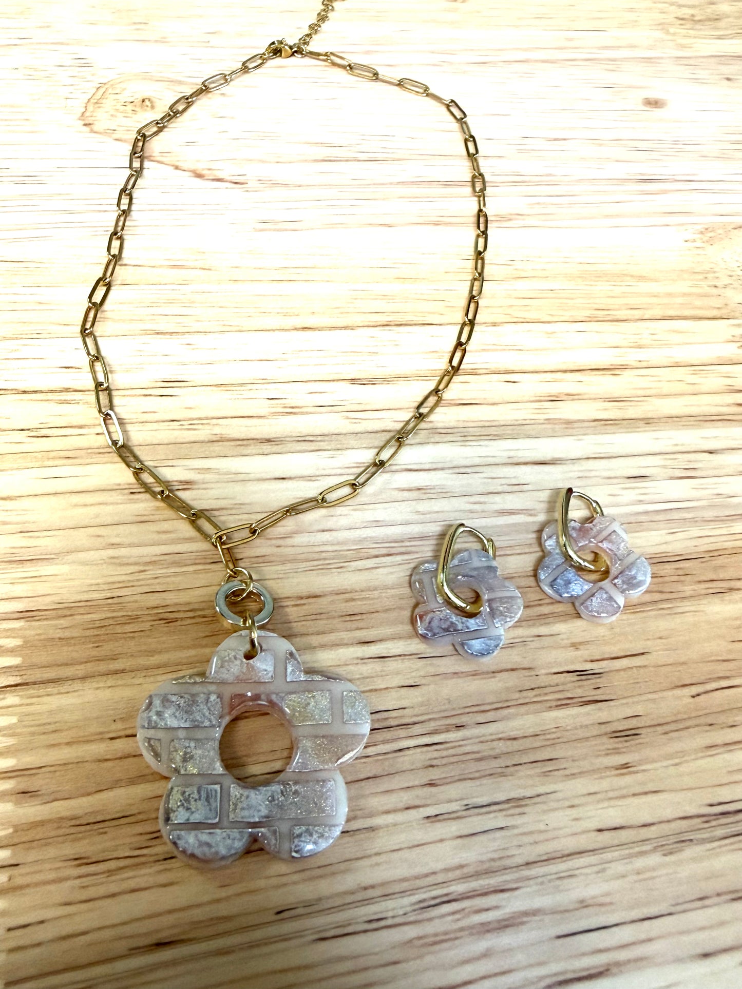 Pearl Glow Polymer Clay Necklace & Earrings Set