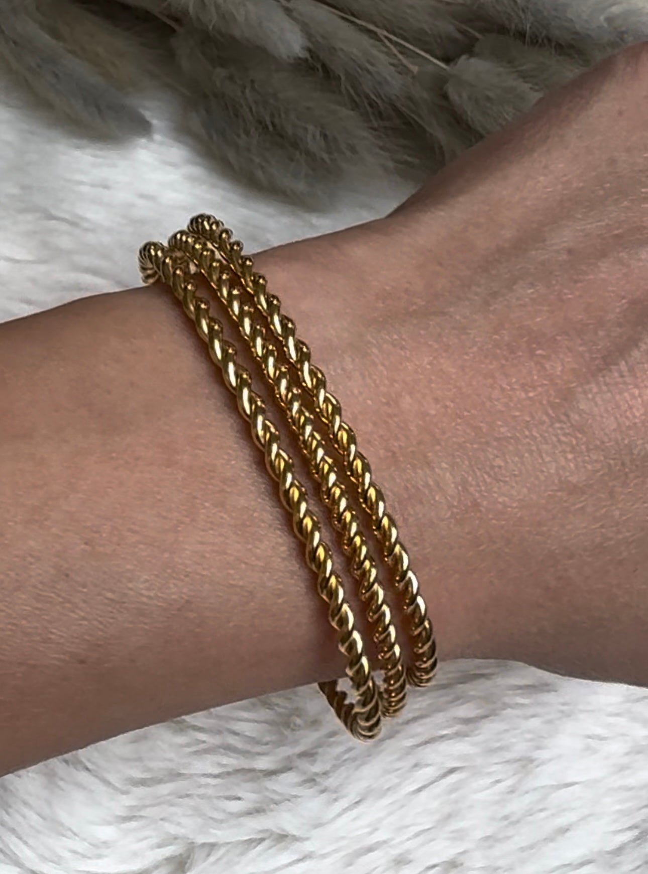 Fantastic Stainless Steel Twist Bangle