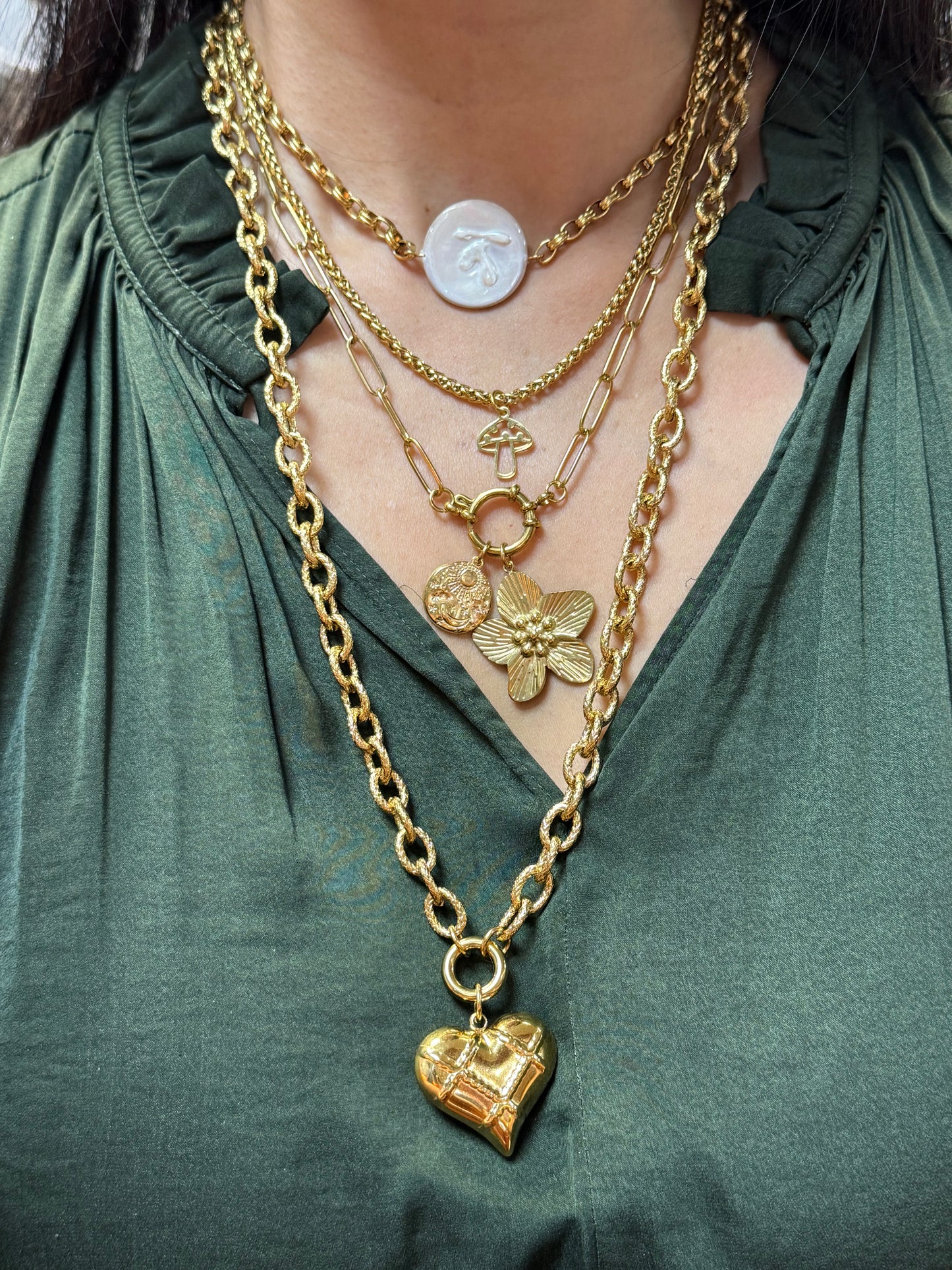 Wonderful Layers Neckalce