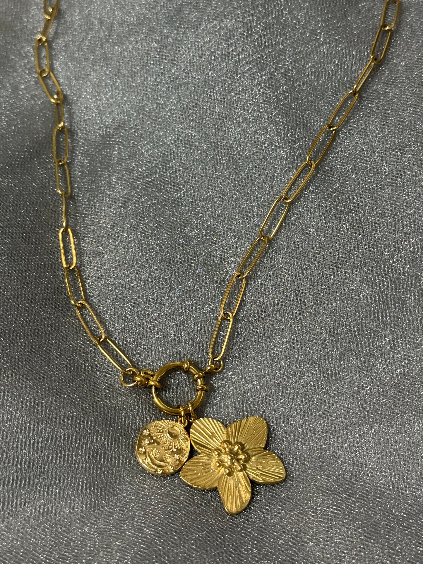 Wonderful Layers Neckalce