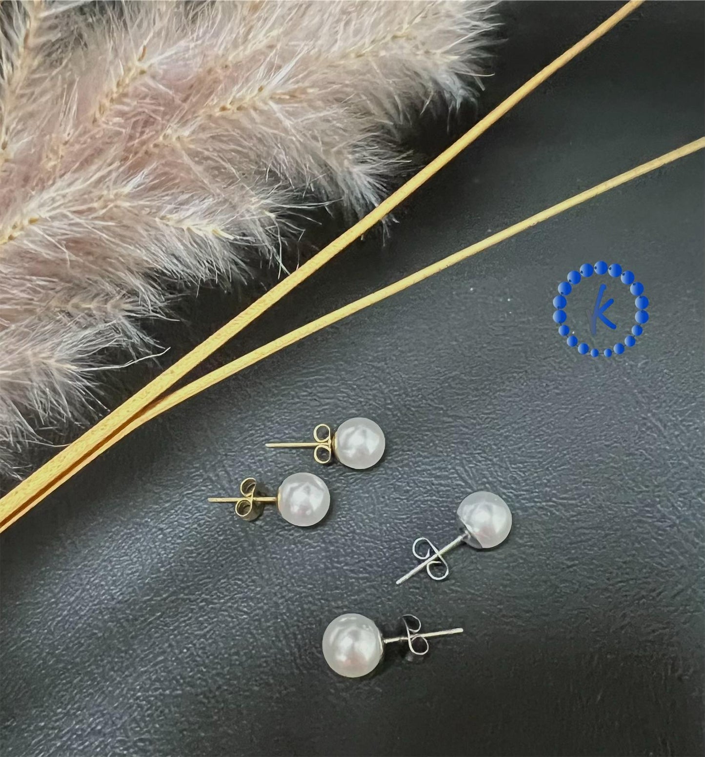 Round Pearl Earrings