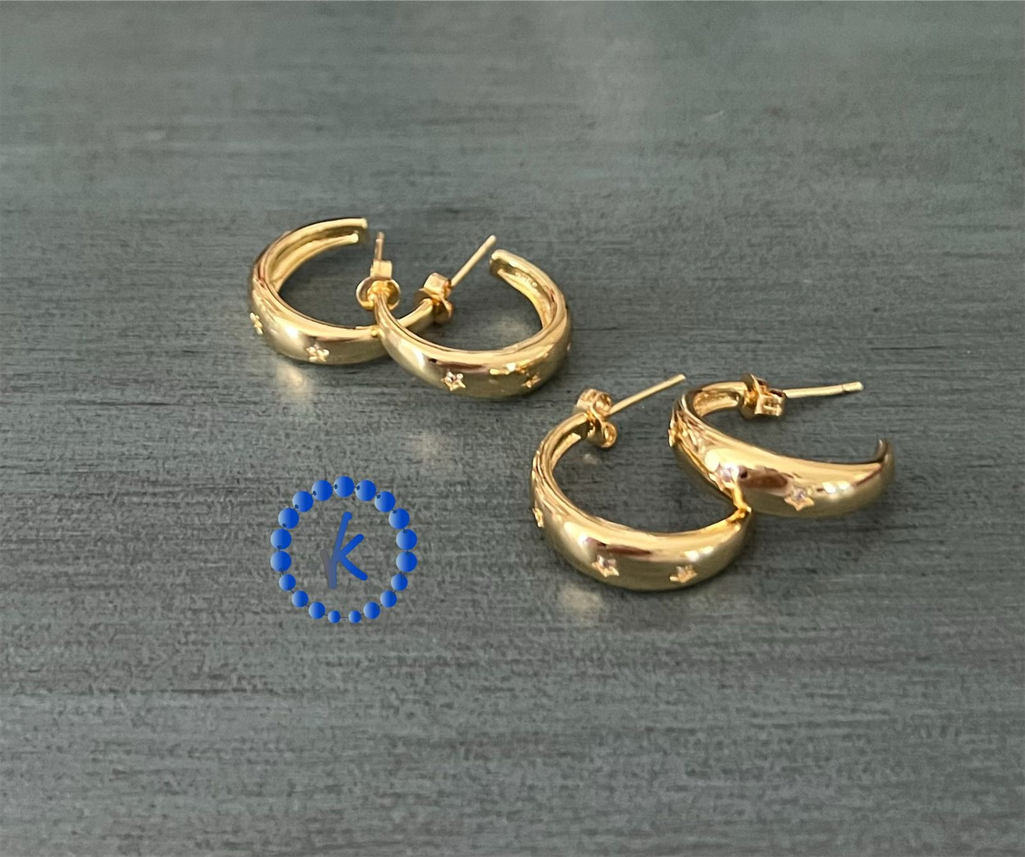 Elegant Zirconia Hoop Earring