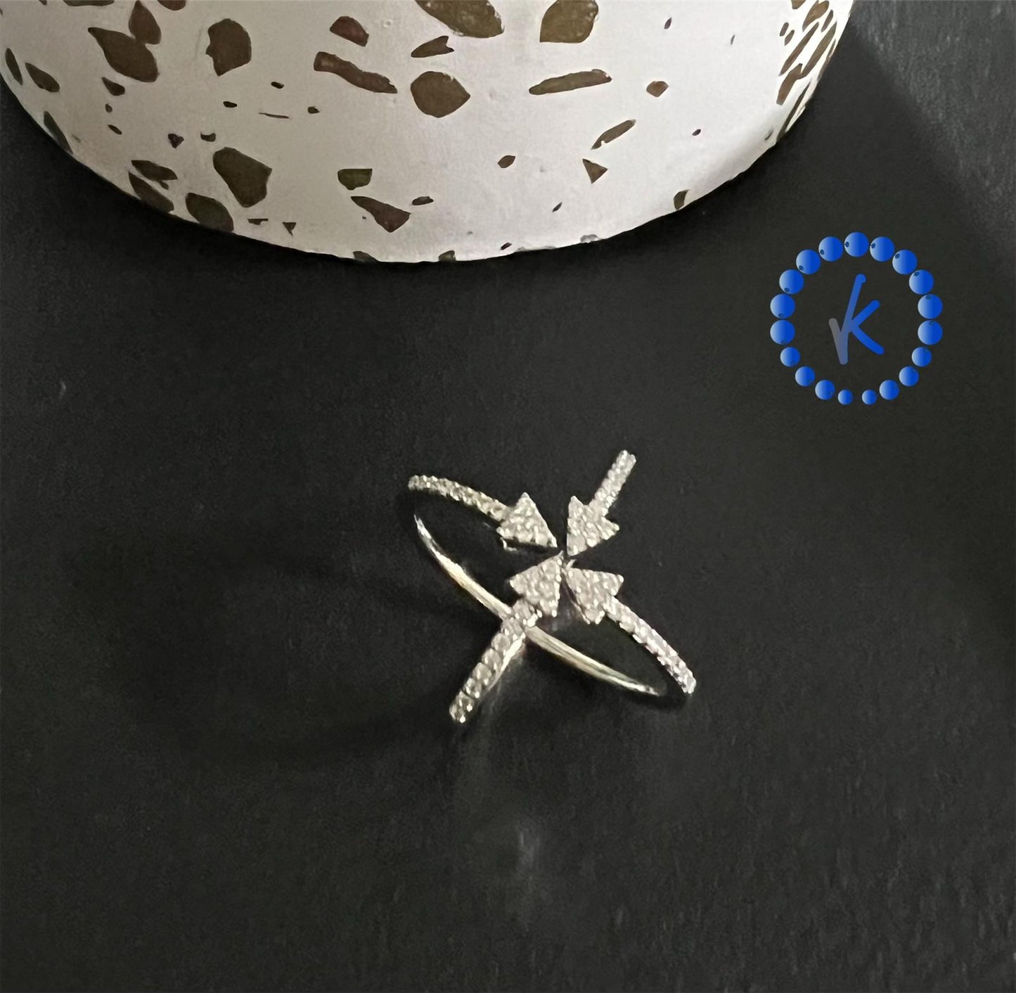 Elegant Arrow Adjustable Ring