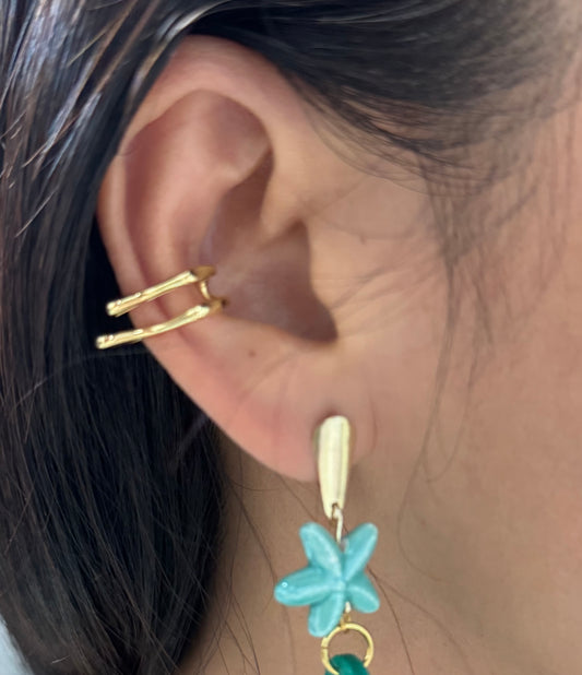 Beautiful Ear cuff silhouette