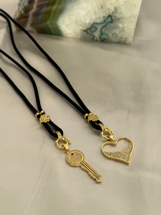 Shiny and elegant cord necklace