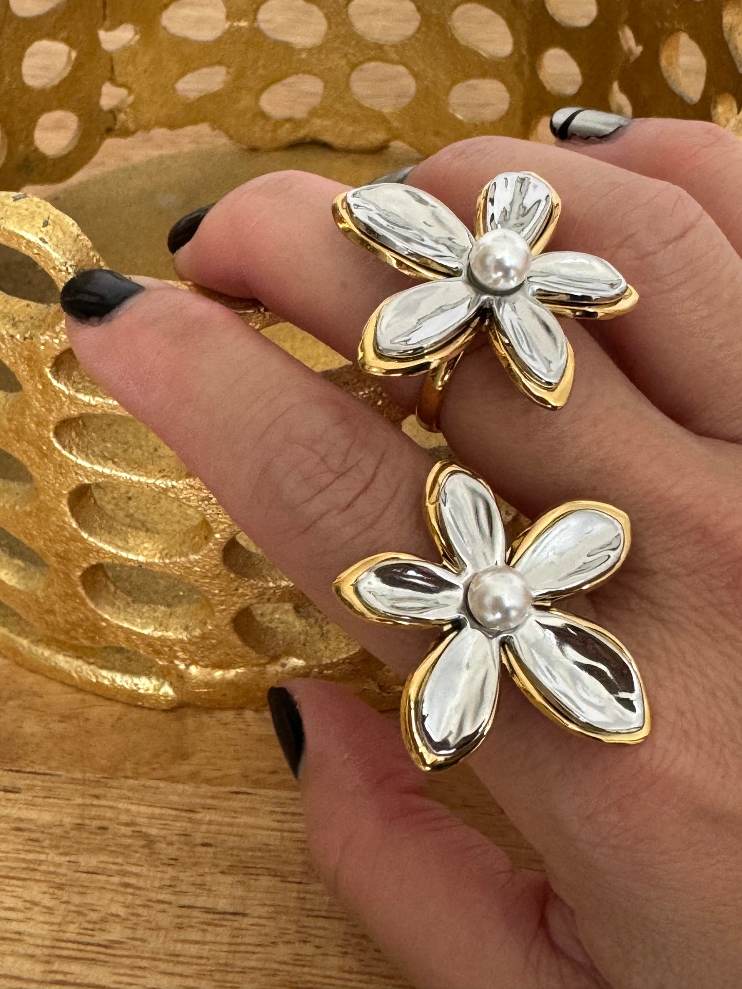 Amazing Flower Ring