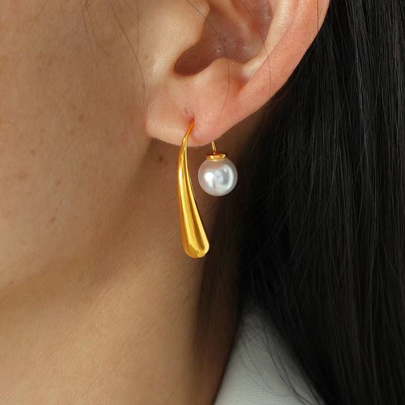 Fabulous Pearl Ear wire