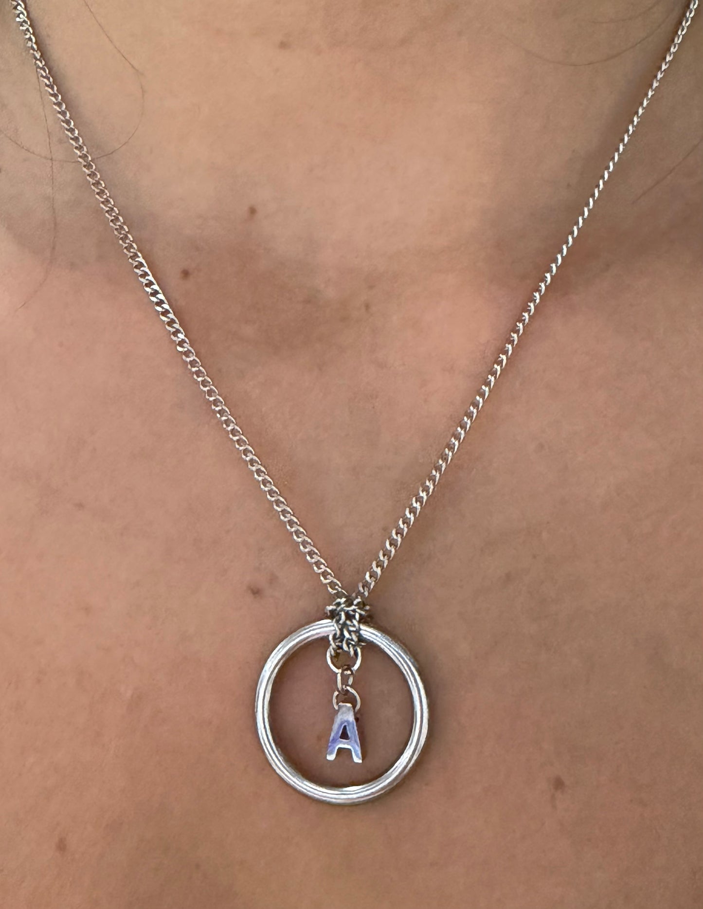 Pure circle necklace