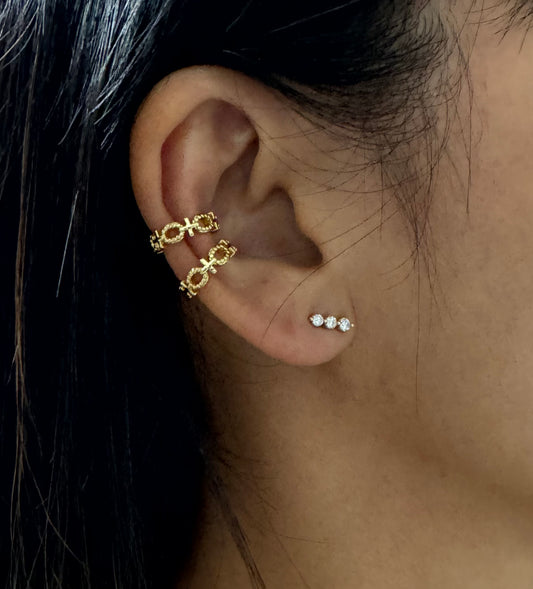 Pretty Hollow Stardust Ear Cuff