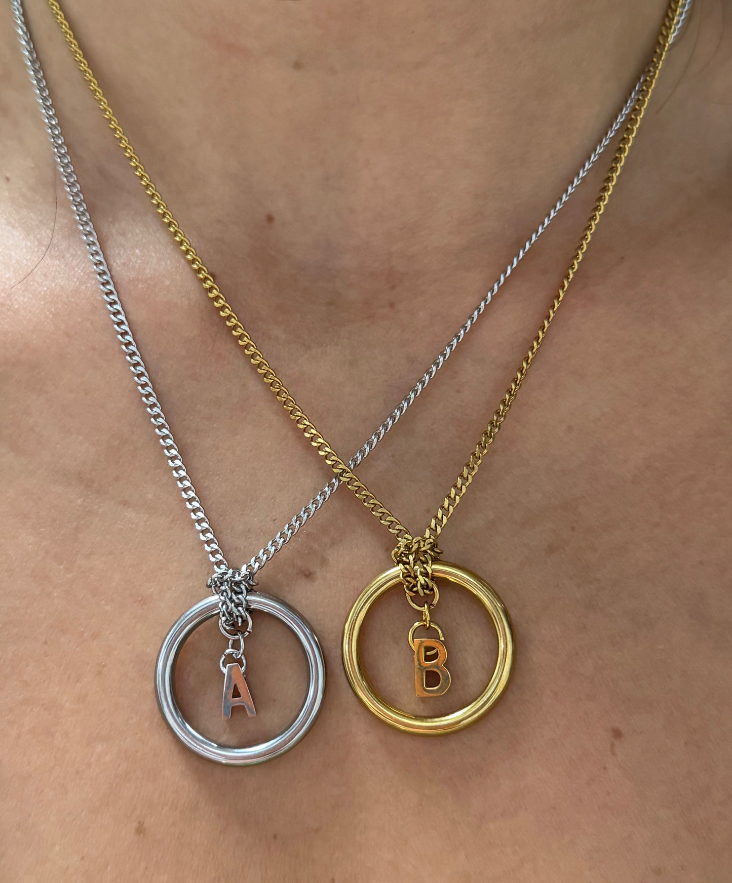 Pure circle necklace