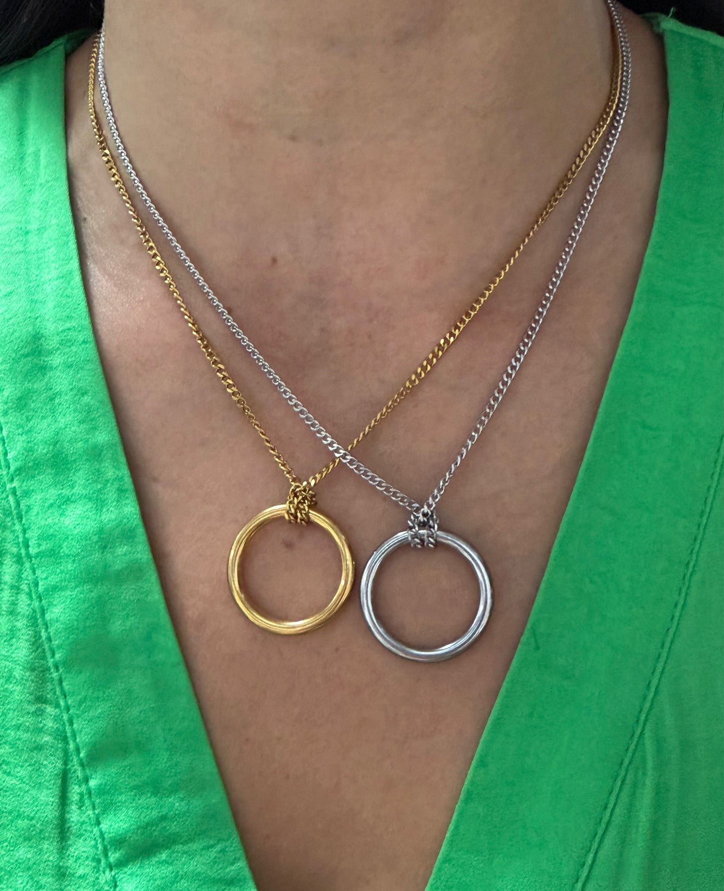 Pure circle necklace