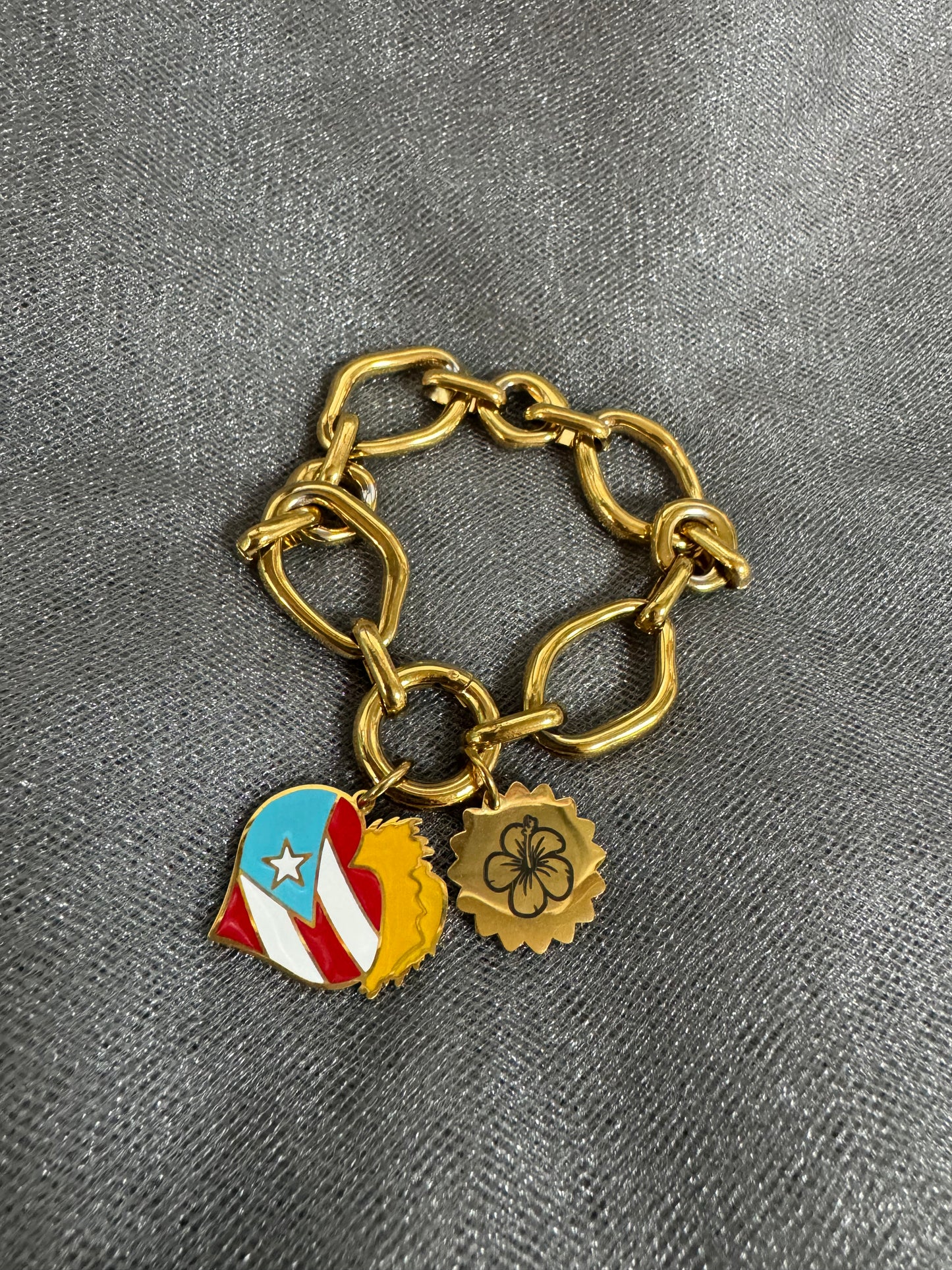 Heart of the Island bracelet