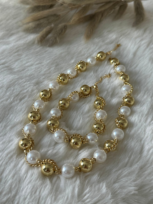 Elegant Wrapped Chain Pearl